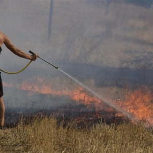 Βαρύ πρόστιμο σε Λαμιώτη για φωτιά που άναψε σε οικόπεδο μέσα στην πόλη