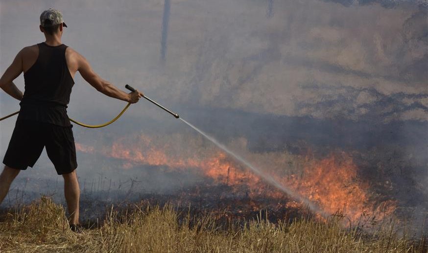 Βαρύ πρόστιμο σε Λαμιώτη για φωτιά που άναψε σε οικόπεδο μέσα στην πόλη
