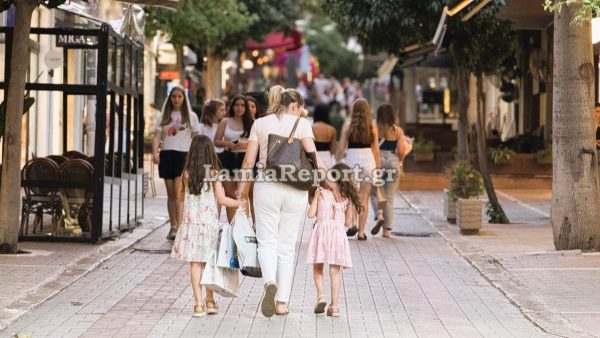 Καιρός: Τώρα καλοκαίρι, σε λίγες ημέρες φθινόπωρο - Πότε πέφτει η θερμοκρασία