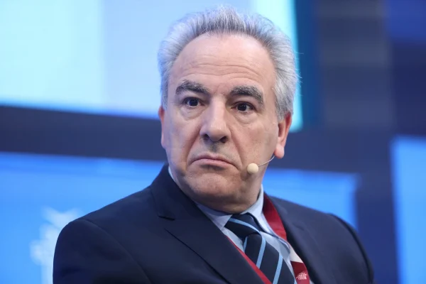 Ο Θάνος Ντόκος μιλά για τους Ρώσους φαρσέρ: «Έκλεψαν φωνή και εικόνα, κάλεσα αμέσως την ΕΥΠ»