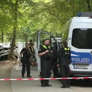 Βερολίνο: Σχεδίαζε και παλαιότερα επίθεση ο ισλαμιστής ύποπτος της φονικής επίθεσης με βαν σε εκδήλωση Pride