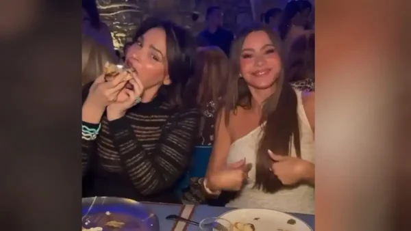 Σοφία Βεργκάρα και Σίλια Κριθαριώτη χόρεψαν ξέφρενα στη Μύκονο: «Είναι η αδελφή ψυχή μου»