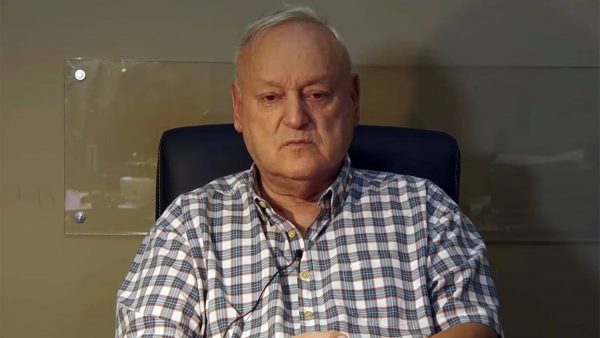 Σταύρος Γεωργίου: «Σχεδίαζε να πάει διακοπές με τις κόρες του στο Καρπενήσι» λέει με λυγμούς πελάτισσά του