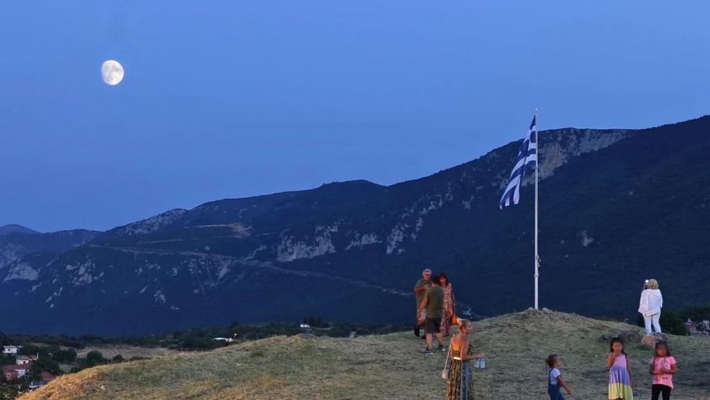 Πλούσιο και φέτος το πρόγραμμα πολιτιστικών εκδηλώσεων στη Μενδενίτσα