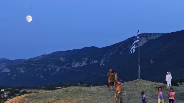 Πλούσιο και φέτος το πρόγραμμα πολιτιστικών εκδηλώσεων στη Μενδενίτσα