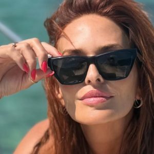 Η Σίσσυ Χρηστίδου κάνει διακοπές στην Πάτμο πριν αναλάβει την καθημερινή ζώνη του Mega