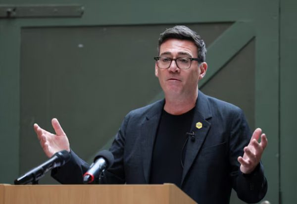 Ο Άντι Μπέρναμ αναλαμβάνει στις 20 Ιουλίου νέος πρωθυπουργός της Βρετανίας -Όλες οι εξελίξεις