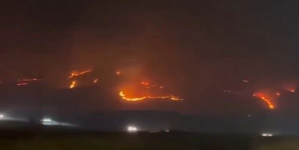 Ιράν: Νέο κύμα επιθέσεων των ΗΠΑ, η Τεχεράνη χτύπησε το Κουβέιτ -Δεξαμενόπλοια έπεσαν σε νάρκες λένε οι Φρουροί της Επανάστασης