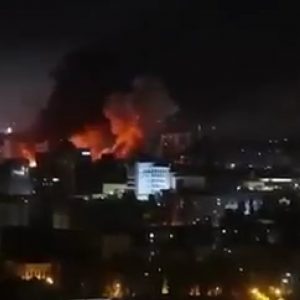 Ουκρανία: Η Ρωσία σφυροκόπησε το Κίεβο με 41 πυραύλους και drones στην μεγαλύτερη επίθεση από την αρχή του πολέμου – Ένας νεκρός και 16 τραυματίες