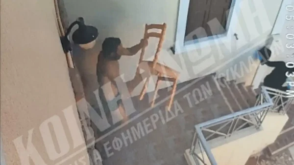 Σύρος: Καρέ καρέ η άφιξη της 42χρονης διασώστριας σπίτι του κατηγορούμενου ζευγαριού – Η στιγμή της καταδίωξης