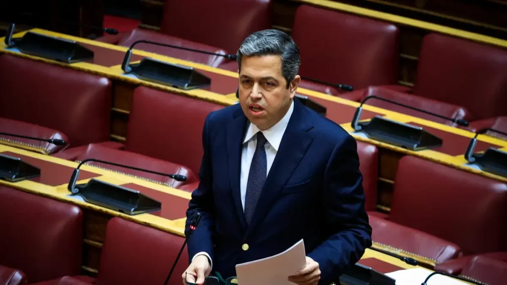 Ο Συμεών Κεδίκογλου ανακοίνωσε ότι παραιτείται από βουλευτής του ΣΥΡΙΖΑ και ανέβασε φωτογραφία με τον Αλέξη Τσίπρα