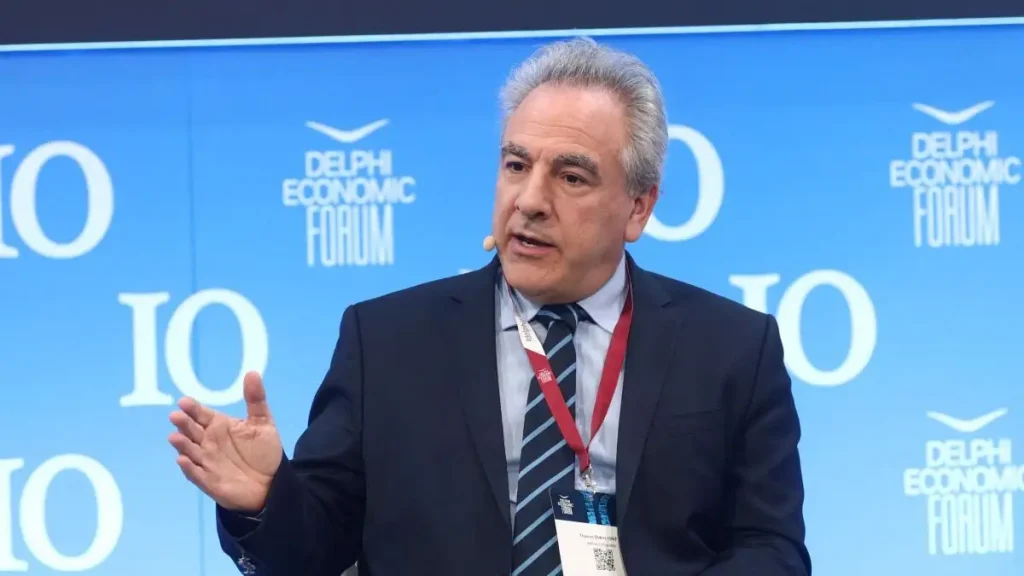 Θάνος Ντόκος: Σε «συναγερμό» το Μαξίμου μετά τη φάρσα των Ρώσων – Η απάντηση στην αντιπολίτευση που θέλει την παραίτησή του