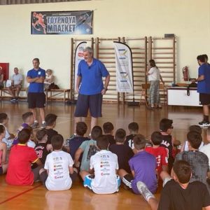 Με απόλυτη επιτυχία πραγματοποιήθηκε το 6ο «Basketball Camp» στο Καρπενήσι με τον Νίκο Οικονόμου