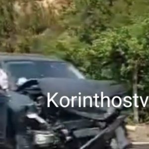 Κόρινθος: Τροχαίο ατύχημα με 3 τραυματίες, φορτηγό έσπασε προστατευτικές μπάρες και καρφώθηκε σε ΙΧ