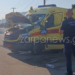 Ασθενοφόρο τράκαρε με αυτοκίνητο και τούμπαρε στα Χανιά – Νεκρός ο ασθενής τραυματίες οι δύο διασώστες - Δείτε εικόνες