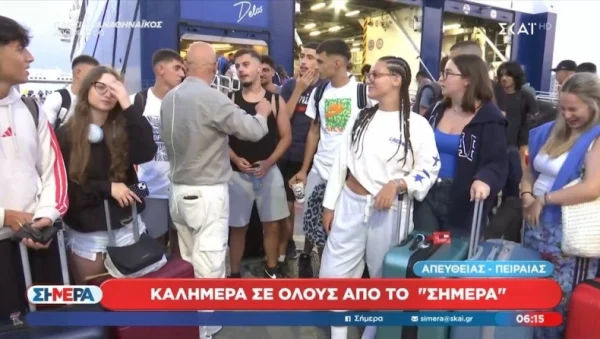 Πιτσιρικάς πριν ανέβει στο καράβι για Πάρο έστειλε μήνυμα στον Μαρινάκη: «Να πάρει καλούς παίκτες για να τα κατακτήσουμε όλα» (ΒΙΝΤΕΟ)
