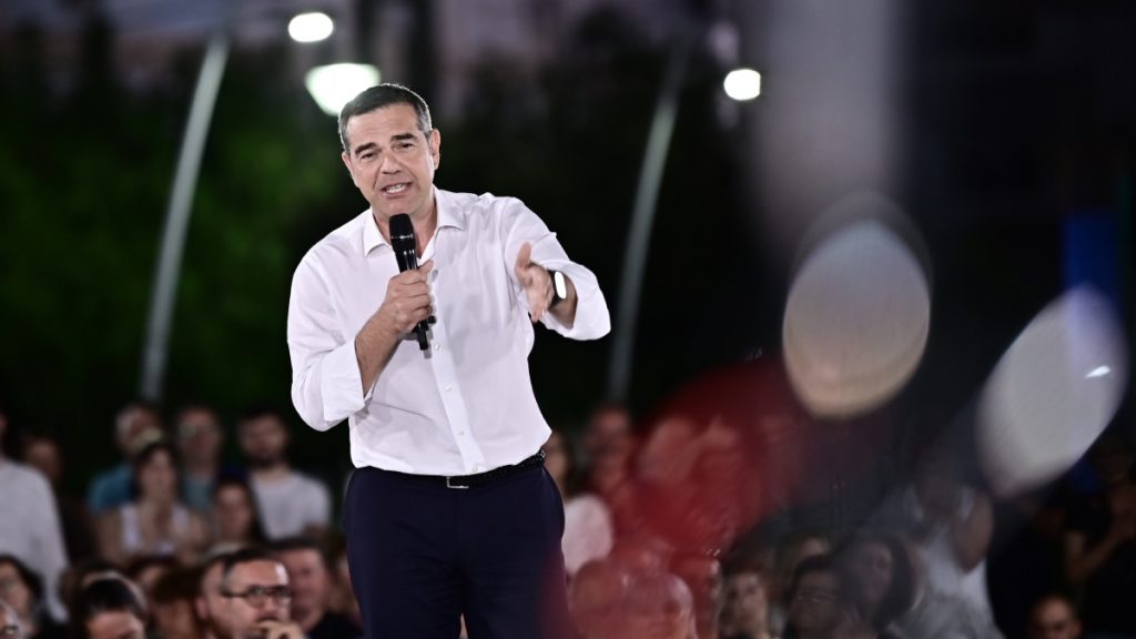 Τσίπρας για φωτιές: Να σκεφτούμε τι πρέπει να κάνουμε και τι πρέπει να αλλάξουμε