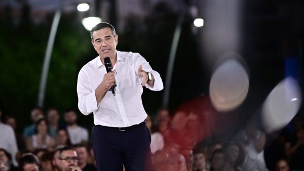 Τσίπρας για φωτιές: Να σκεφτούμε τι πρέπει να κάνουμε και τι πρέπει να αλλάξουμε