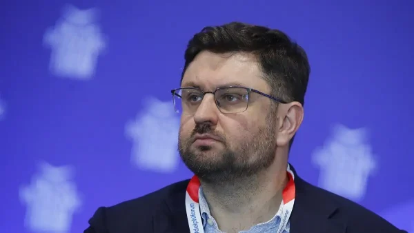 Ζαχαριάδης κατά Μωραΐτη: Κάνει το αυτόκλητο πορτιέρη στο νέο εγχείρημα