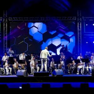 Η Magic Brass Orchestra της Φιλαρμονικής Λαμίας έκανε τη διαφορά στο Φεστιβάλ της Σίνδου - Το τραγούδι που ξεσήκωσε το κοινό - ΒΙΝΤΕΟ
