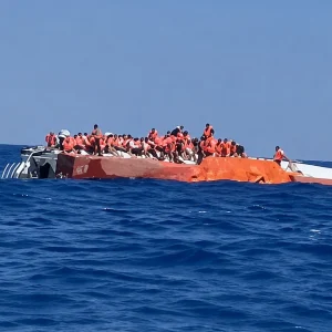 Έξι νεκροί από την ανατροπή επιβατηγού σκάφους με 267 επιβαίνοντες ανοικτά της κατεχόμενης Κερύνειας – Έχουν διασωθεί 172