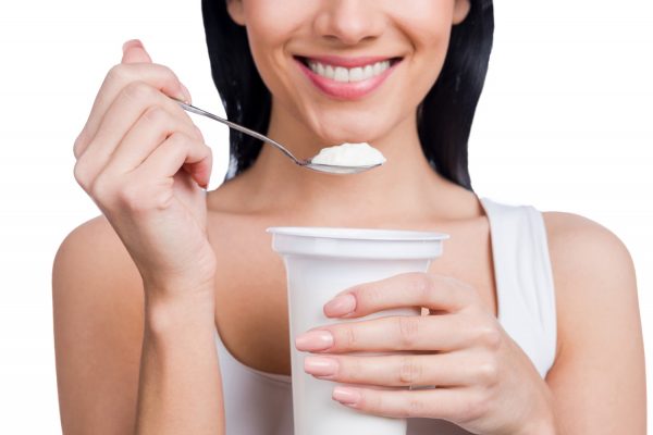 Γιαούρτι ή cottage cheese; Ποιο κερδίζει σε πρωτεΐνη και ποιο είναι πιο θρεπτικό
