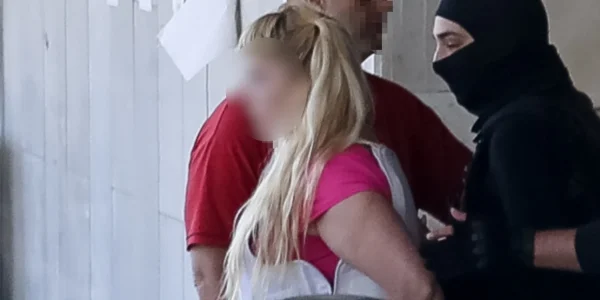 Στον Εισαγγελέα η 46χρονη που κατηγορείται για συμμετοχή στη φονική επίθεση στη Marfin