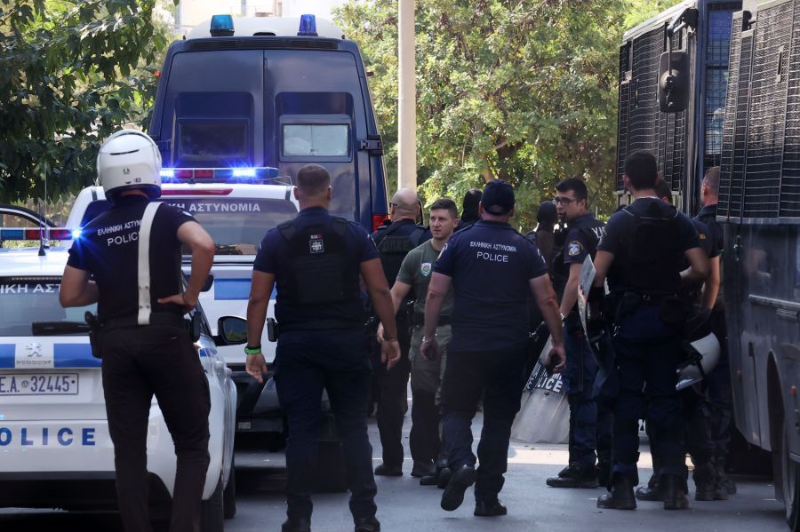 Marfin: Η 46χρονη πήρε προθεσμία για να απολογηθεί την Τρίτη – Επιστρέφει στη ΓΑΔΑ