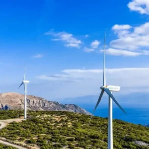 Οι ΑΠΕ κρατούν χαμηλά το ρεύμα στην Ελλάδα – Έως 70 ευρώ ανά MWh η διαφορά με Κεντρική Ευρώπη