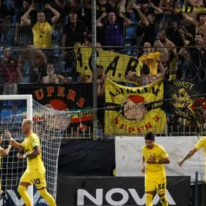 Καλαμάτα – Άρης 2-3: Επική ανατροπή στις καθυστερήσεις και μεγάλο διπλό με ήρωα τον Φαμπιάνο