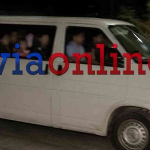 Δώδεκα Σύριοι εντοπίστηκαν στην περιοχή της Καρύστου - Έξι μικρά παιδιά ανάμεσά τους