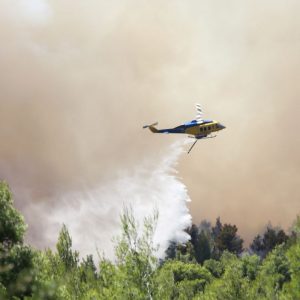 Σύγκρουση ελικοπτέρων στην Ψάθα: Η επίσημη ανακοίνωση της Πυροσβεστικής
