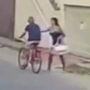 Γυναίκα στη Βραζιλία μαχαίρωσε και σκότωσε εν ψυχρώ άνδρα που έκανε ποδήλατο