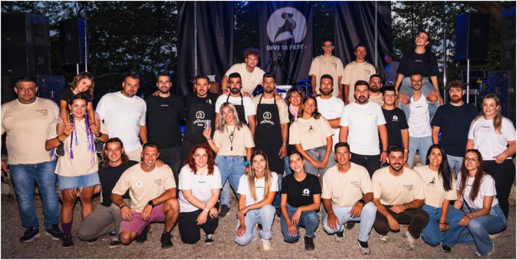 DIVRIS FEST 2026 στις 17–23 Αυγούστου| Δεν είναι απλώς ένα φεστιβάλ. Είναι μια αφορμή να βρεθούμε!
