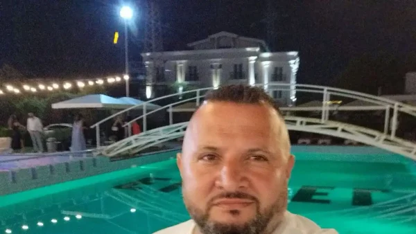 Γυναικοκτονία στη Νέα Σμύρνη: Ο 48χρονος είχε γίνει σκιά της 45χρονης - Το όπλο του συνδέεται με την αλβανική αστυνομία