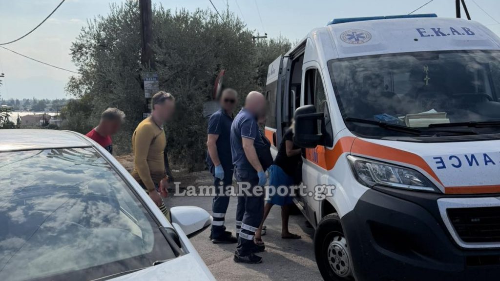 Τροχαίο στις Ράχες με σύγκρουση δύο αυτοκινήτων - Στο Κ.Υ. διακομίστηκε η μια οδηγός - Δείτε εικόνες