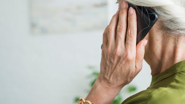 Λαμία: «Βγάλε έξω τα χρήματα και τα χρυσαφικά γιατί αλλιώς θα έρθω με την καραμπίνα να σας σκοτώσω»