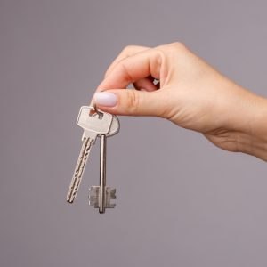 Ενοικιάζεται γραφείο - επαγγελματικός χώρος στο κέντρο της Λαμίας