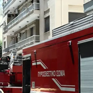 Πυρκαγιά σε διαμέρισμα στη Θεσσαλονίκη: Χωρίς τις αισθήσεις του εντοπίστηκε ηλικιωμένος