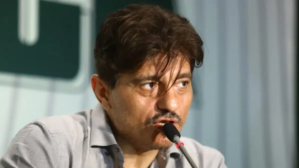 Δημήτρης Γιαννακόπουλος: «Όταν σου πετάνε μία μικρή πέτρα, πρέπει να πάρεις μία μεγάλη και να τους καταστρέψεις»