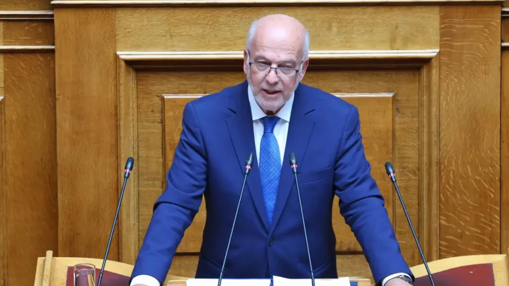 Φλωρίδης κατά Τσίπρα για τη Δικαιοσύνη: «Μετά από όσα διέπραξε, θα έπρεπε να την αποφεύγει όπως ο διάβολος το λιβάνι»