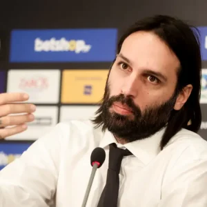 Ο Γιώργος Σαμαράς επιστρέφει στη δράση μετά από 8 χρόνια σε ομάδα τοπικού στο Ηράκλειο Κρήτης