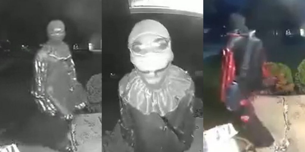 Σοκ στις ΗΠΑ: 15χρονος «κλόουν» μαχαίρωσε ηλικιωμένο -Χτυπούσε πόρτες και έλεγε «έχω ένα δώρο για σένα»