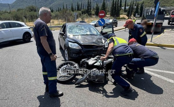 Λαμία: Σοβαρό τροχαίο με μηχανή στον κόμβο του Μπράλου - Τεράστια γεννήτρια έπεσε στο δρόμο - Δείτε ΒΙΝΤΕΟ και φωτογραφίες