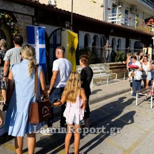 Πανηγυρίζει το εκκλησάκι του Αγίου Φανουρίου στη Λαμία (BINTE0-ΦΩΤΟ)