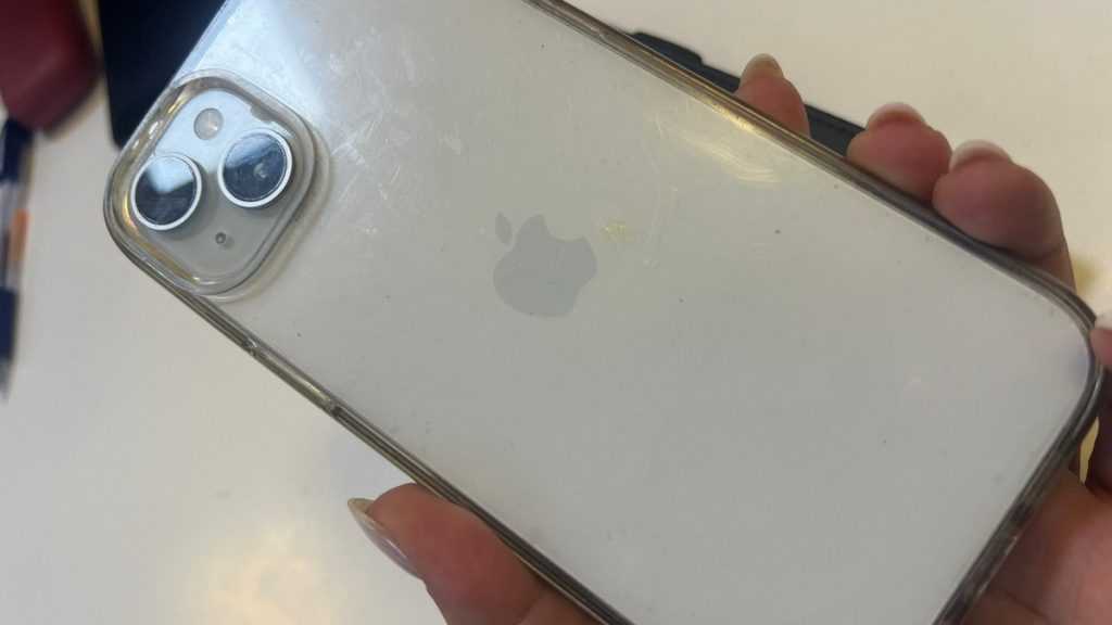 Βρέθηκε τηλέφωνο iPhone σε λεωφορείο του ΚΤΕΛ Φθιώτιδας
