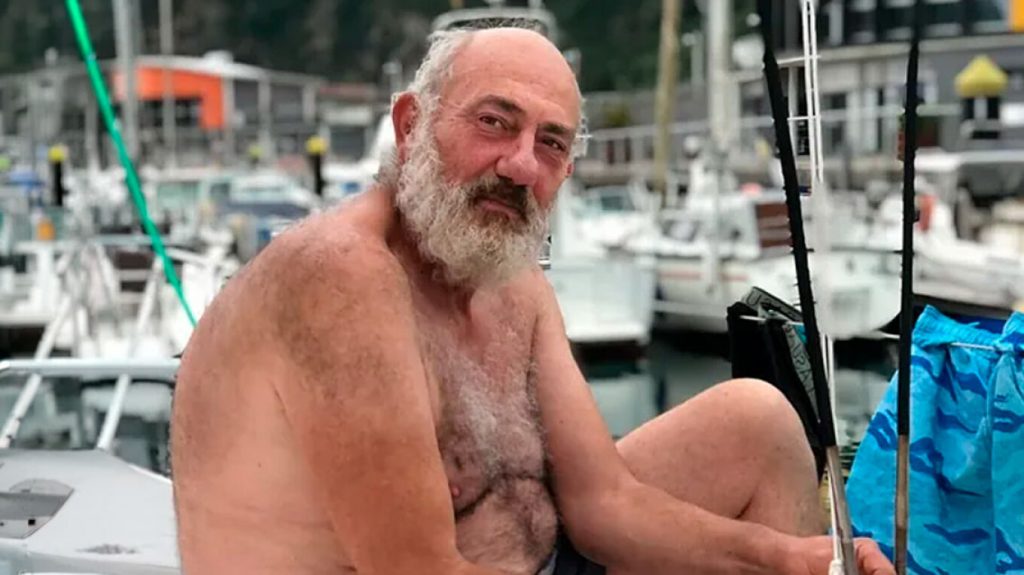 Κατηγορεί τον εαυτό της η σύζυγος του Ισπανού επιχειρηματία που έπεσε από σκάφος στο Ιόνιο: «Δεν γυρίζω πίσω μέχρι να βρεθεί»