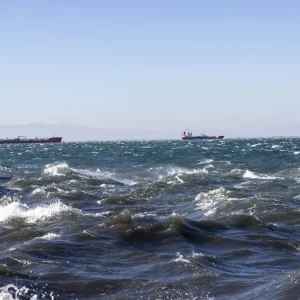 Καιρός: Μελτέμι πάνω από 110 χιλιόμετρα την ώρα σε Αττική και Εύβοια – Χάρτης με τις ριπές ανέμου στη χώρα