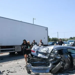 Τροχαίο στη σήραγγα Ακτίου: «Πονούσα παντού, πονούσε και ο αυχένας μου» λέει Ιταλίδα τουρίστρια που νοσηλεύεται
