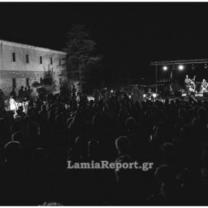 «Πλημμύρισε» μελωδίες το Κάστρο Λαμίας κάτω από την Πανσέληνο του Αυγούστου - Δείτε φωτογραφίες